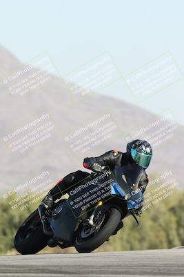 media/Dec-01-2025-Moto Forza (Mon) [[2daa91e15f]]/2-Intermediate Group/Session 2 Turn 9 Entry/